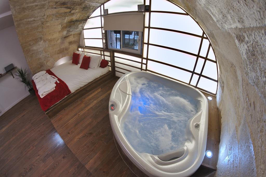 Loft & Spa Bordeaux Luaran gambar